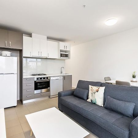 Poplar Sanctuary Apartments Ville de Ville de Melbourne Extérieur photo