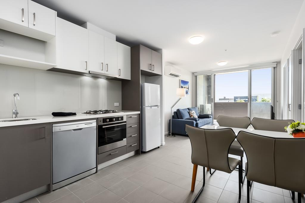 Poplar Sanctuary Apartments Ville de Ville de Melbourne Extérieur photo